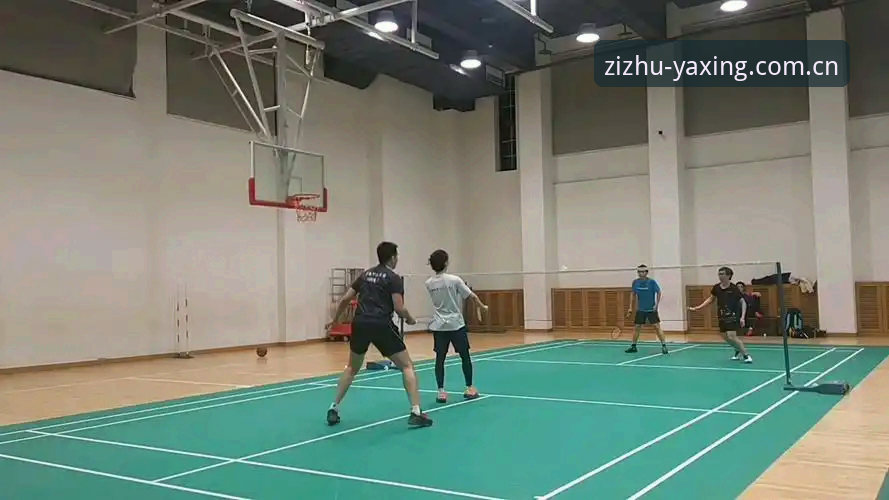 亚星体育平台苹果版对比评测：一个记者的真实体验报告